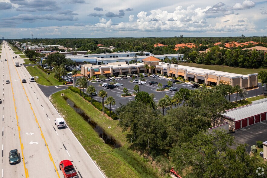 More Photos Of 13195 Metro Pky, Fort Myers General Retail For Sale