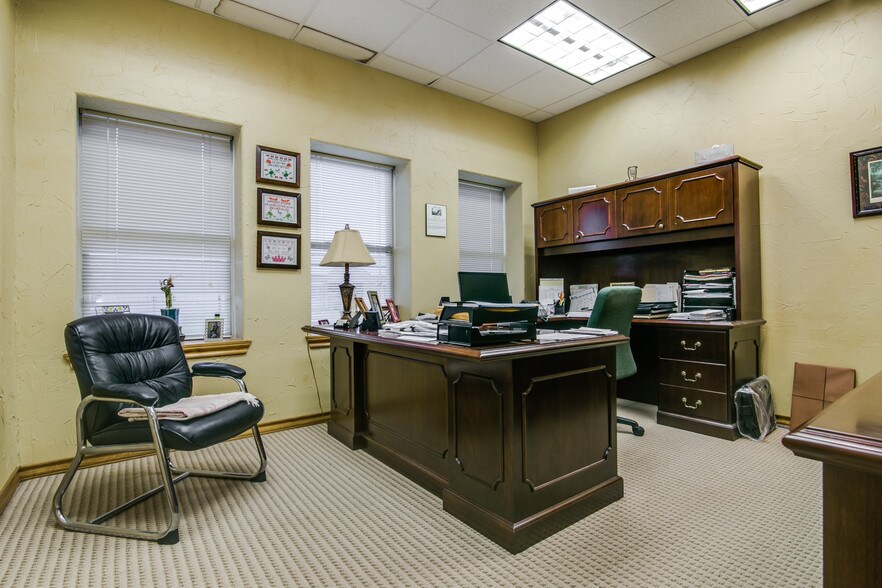 More Photos Of 4132 Interstate 30 W, Caddo Mills Coworking Space