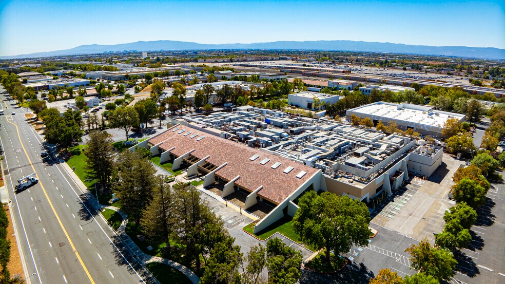 More Photos Of 195 S Milpitas Blvd, Milpitas Research And Development For Lease