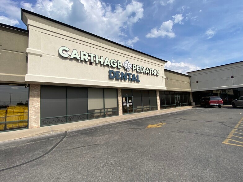 More Photos Of 122 W George E Phelps Blvd, Carthage General Retail For Lease