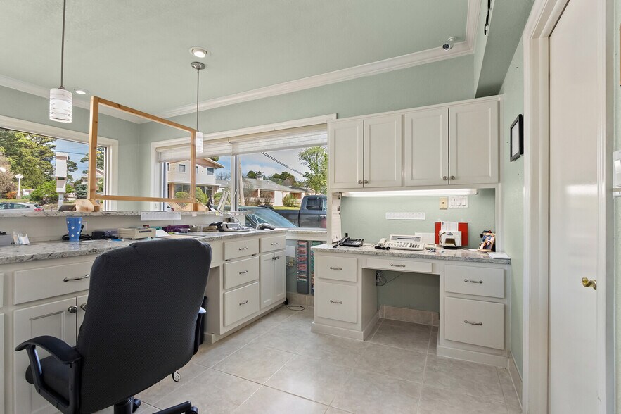 More Photos Of 110 Huntsville Rd, Eureka Springs Hotel For Sale