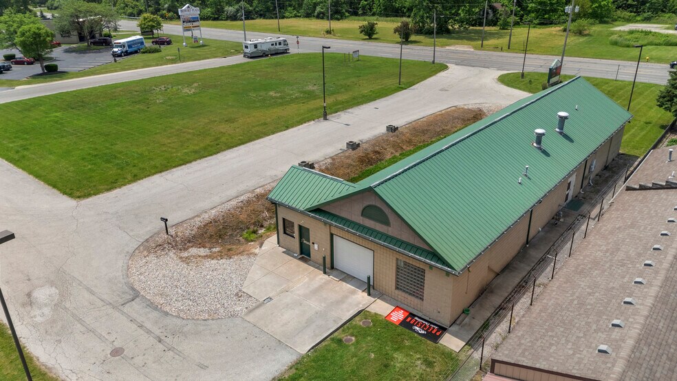 More Photos Of 7300 Lewis Ave, Temperance Carwash For Sale