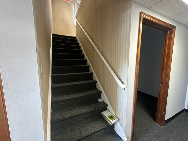 More Photos Of 2030 N Black Horse Pike, Williamstown Medical For Lease