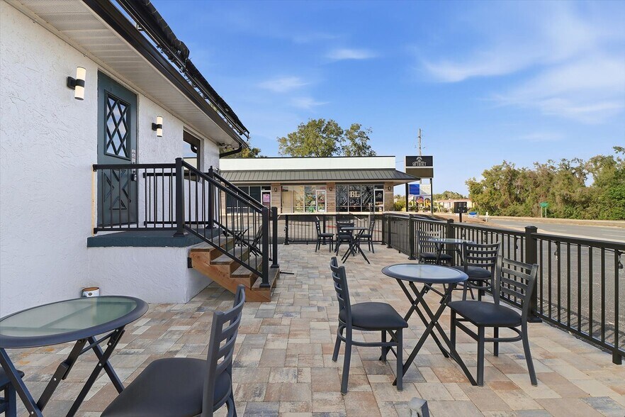 More Photos Of 859 S US Highway 41, Inverness Restaurant For Sale