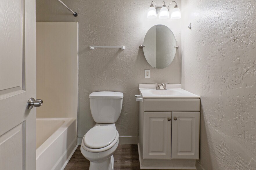 More Photos Of 1421 E Fillmore St, Phoenix Multifamily For Sale