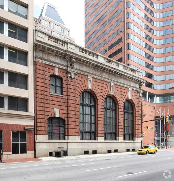 More Photos Of 44 South St, Baltimore Storefront Retail Office For Sale