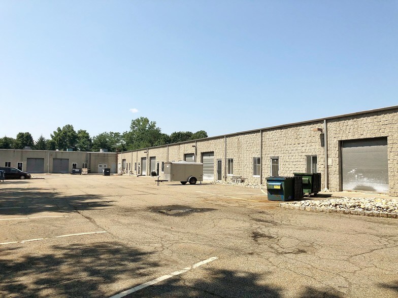 More Photos Of 19 State Route 10 E, Succasunna Light Distribution For Sale