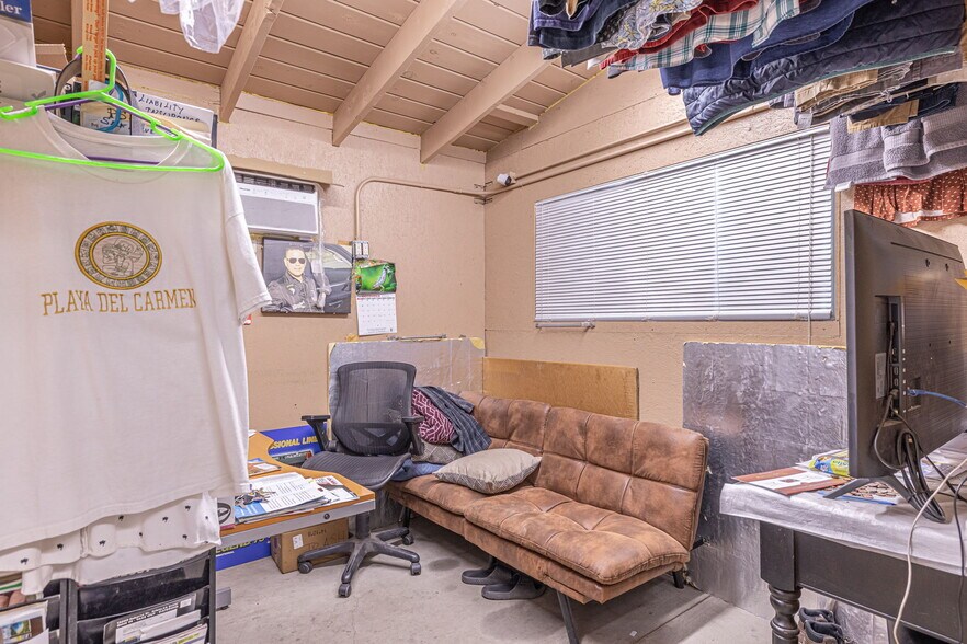 More Photos Of 15723 Kadota St, Sylmar Land For Sale