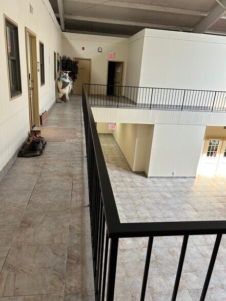 More Photos Of 170 Kinnelon Rd, Kinnelon Office Residential For Sale