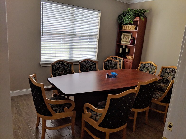 More Photos Of 8833 Perimeter Park Blvd, Jacksonville Office For Lease