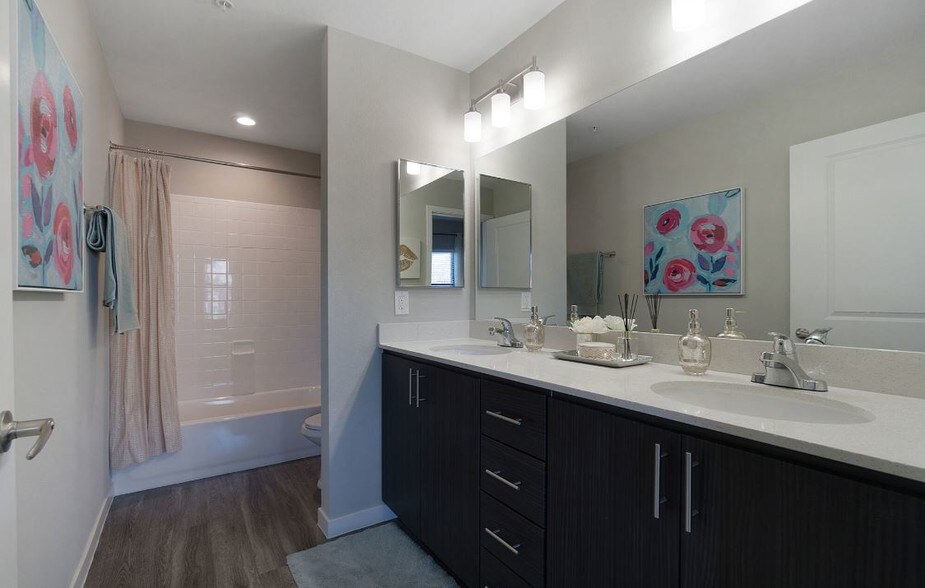 More Photos Of 888 N 1st Ave, Phoenix Apartments For Lease