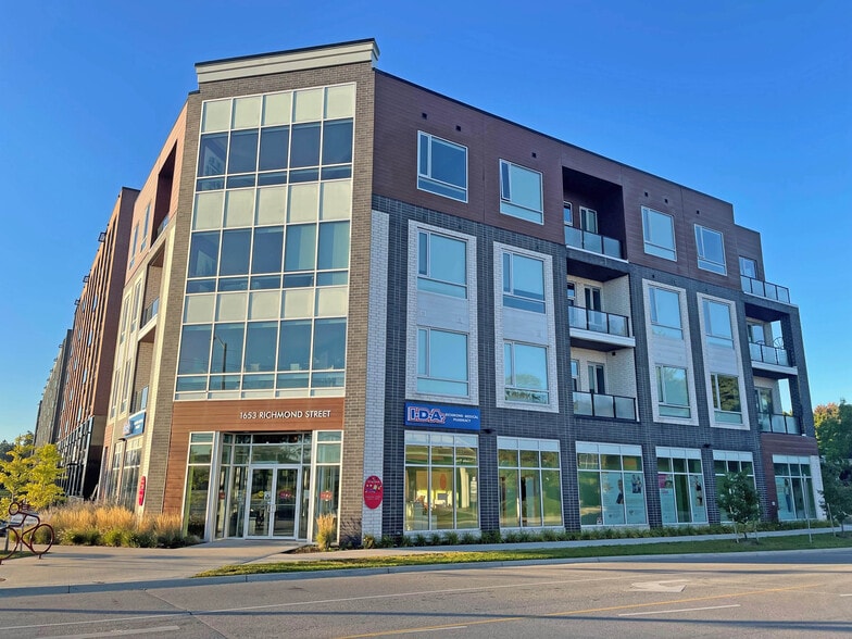 Primary Photo Of 1653 Richmond St, London Apartments For Sale