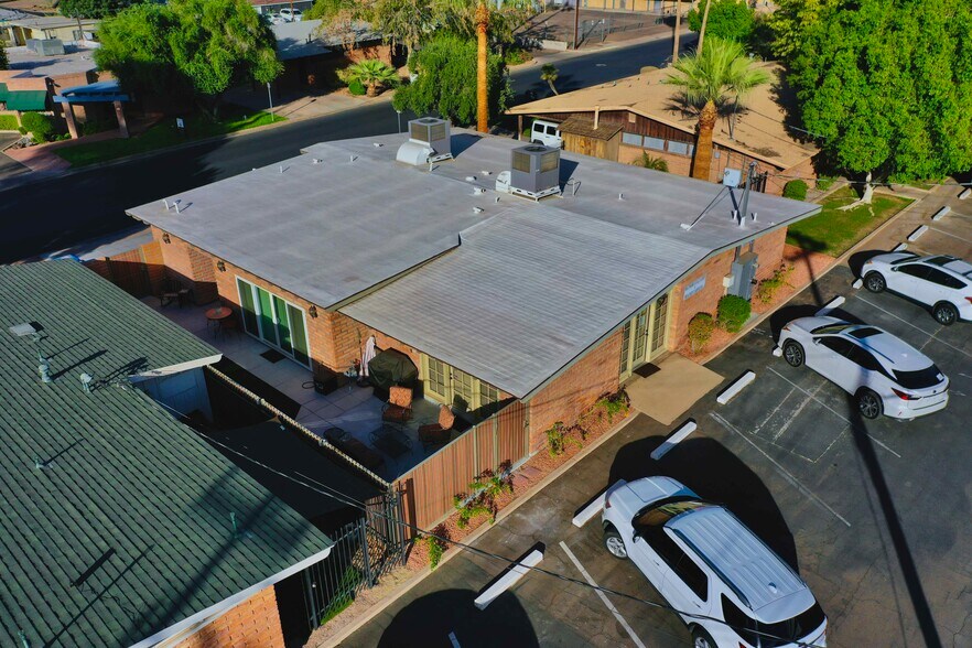 More Photos Of 207 E Monterey Way, Phoenix Office Residential For Sale