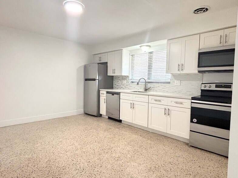 More Photos Of 9050 NE 8th Ave, Miami Shores Apartments For Sale