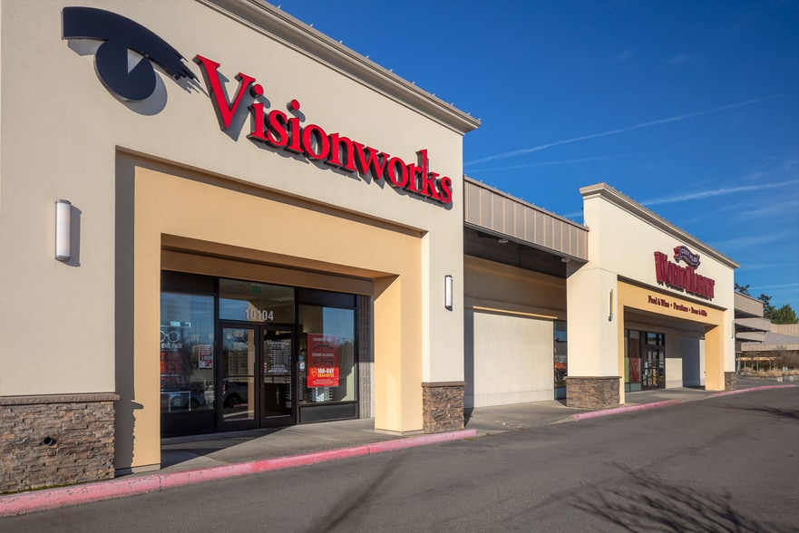More Photos Of 10100-10124 SW Washington Square Rd, Tigard General Retail For Lease
