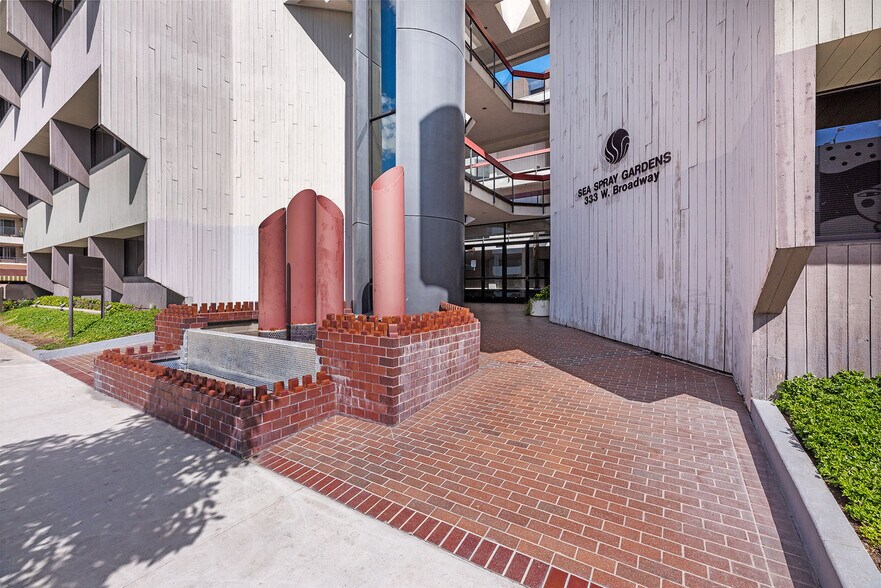 More Photos Of 333 W Broadway, Long Beach Office For Lease
