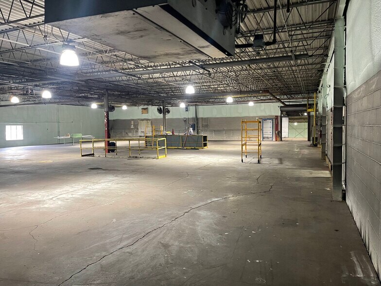 More Photos Of , Lincoln Industrial For Sale