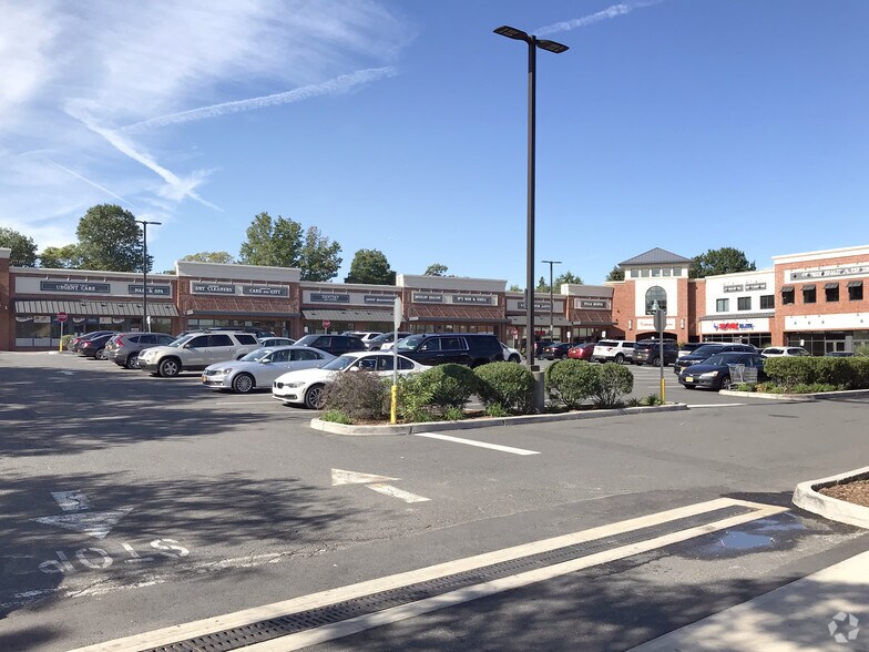 More Photos Of 7001 Amboy Rd, Staten Island General Retail For Lease