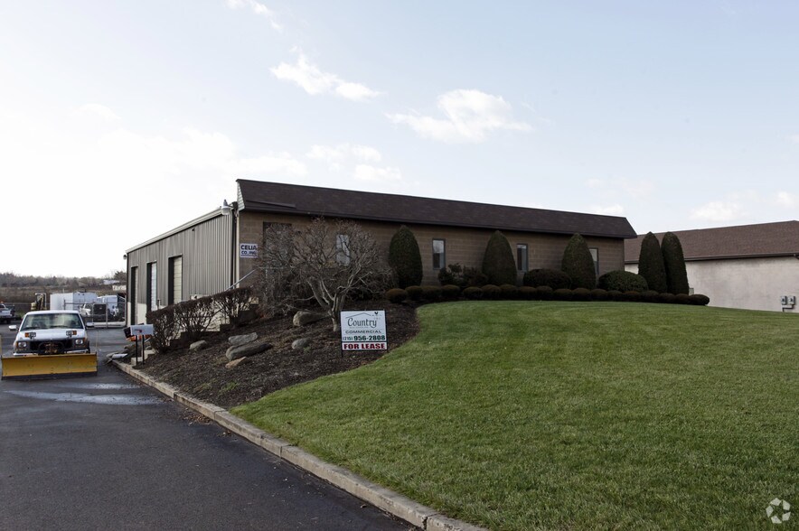 Primary Photo Of 1965 Stout Dr, Warminster Township Warehouse For Lease