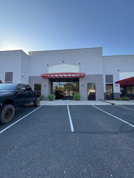 Primary Photo Of 395 E Warner Rd, Chandler Unknown For Lease