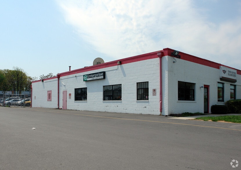 More Photos Of 7428 Westmore Rd, Rockville Service For Lease