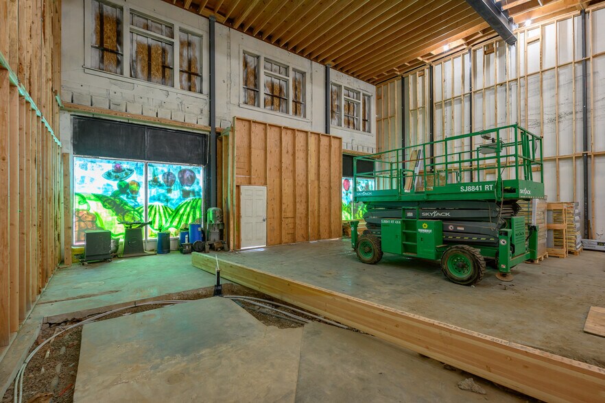 More Photos Of 433 NE 3rd St, Mcminnville Restaurant For Sale