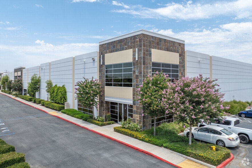 Primary Photo Of 1221 Citrus St, Riverside Warehouse For Lease