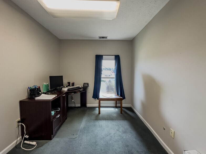 More Photos Of 1299 Battlecreek Rd, Jonesboro Medical For Sale