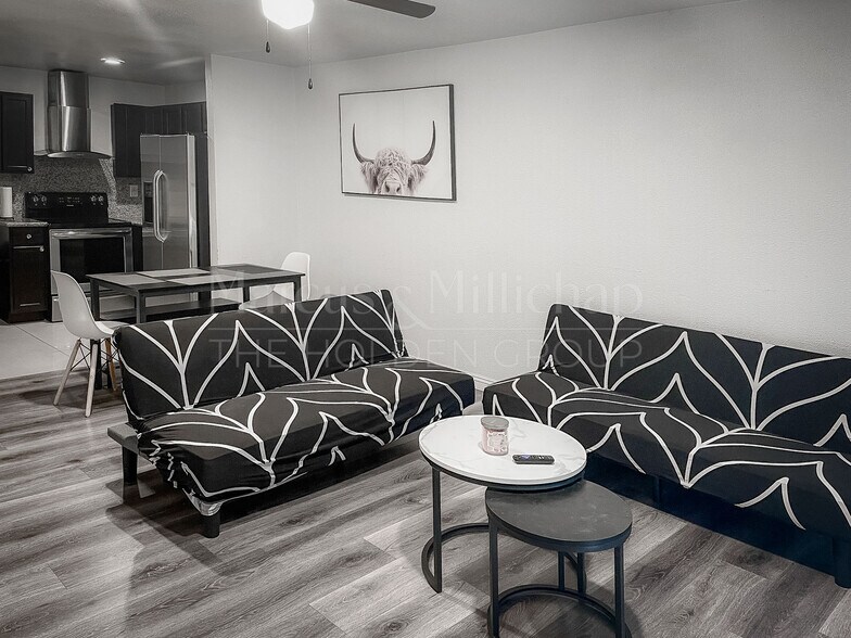 More Photos Of 1921 Stewart Ave, Las Vegas Apartments For Sale