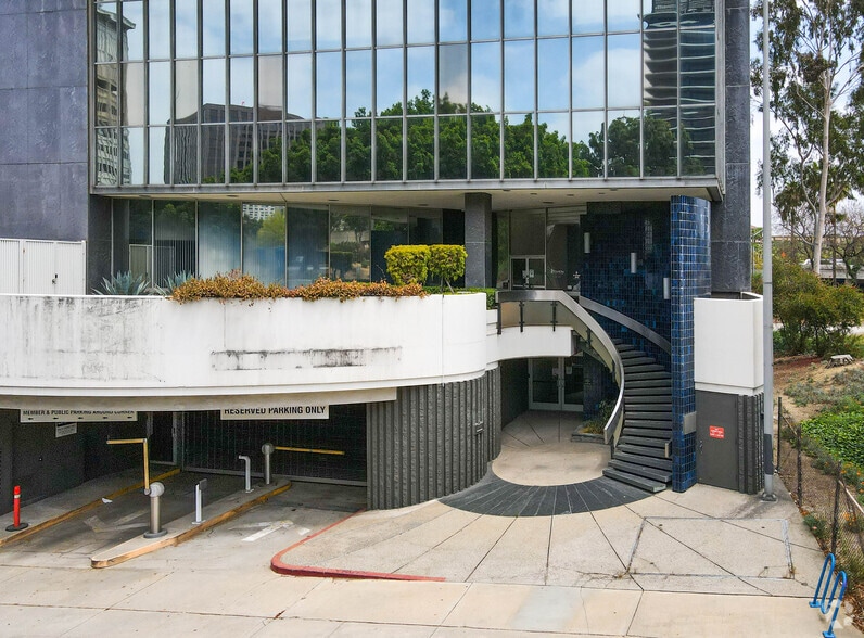 More Photos Of 717 W Temple St, Los Angeles Office For Lease