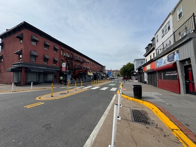 More Photos Of 137 Monticello Ave, Jersey City Storefront Retail Office For Lease