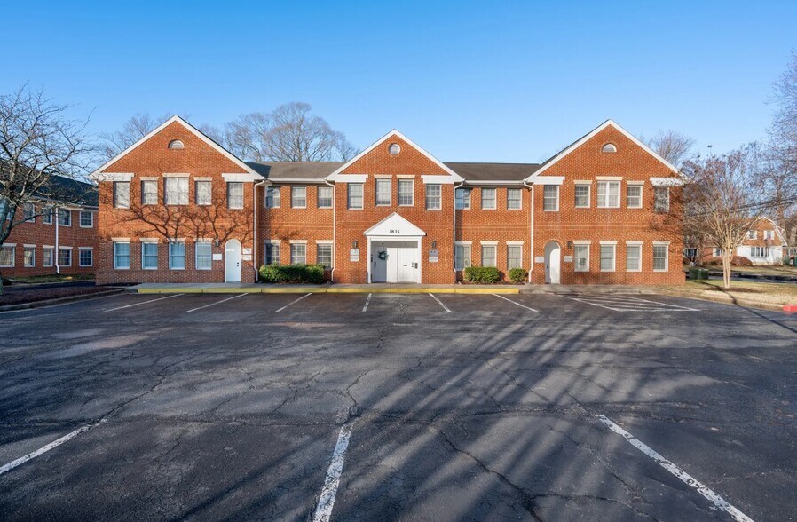 Primary Photo Of 1835 Forest Dr, Annapolis Business Park For Lease