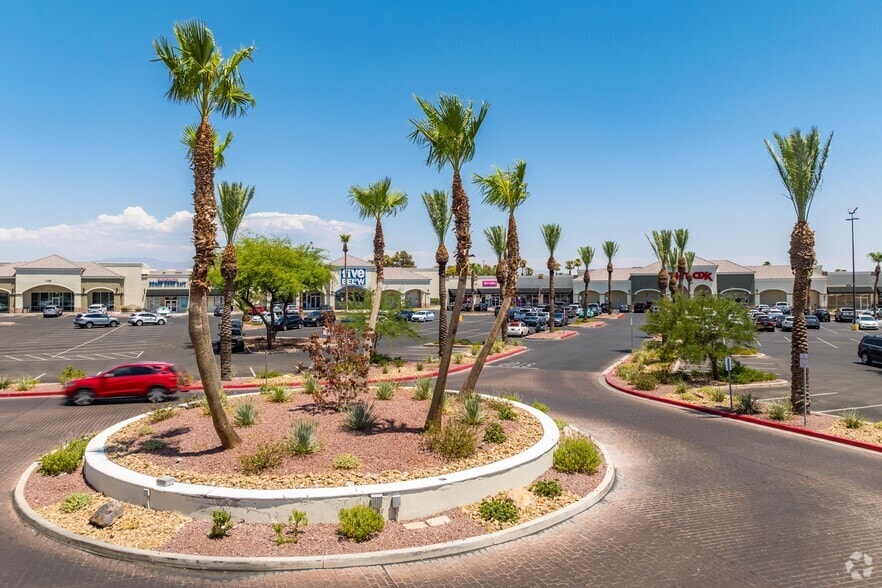 More Photos Of 4604-4798 W Sahara Ave, Las Vegas Unknown For Lease