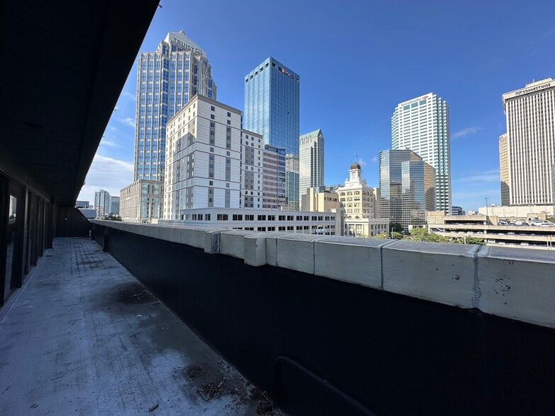 More Photos Of 500 E Kennedy Blvd, Tampa Office For Sale