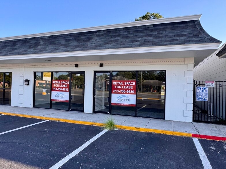More Photos Of 4239 W Kennedy Blvd, Tampa Storefront For Lease