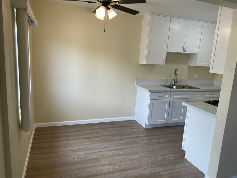 More Photos Of 10223 Darby Ave, Inglewood Apartments For Sale