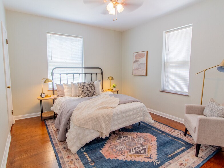 More Photos Of 5036 Tholozan Ave, Saint Louis Multifamily For Sale