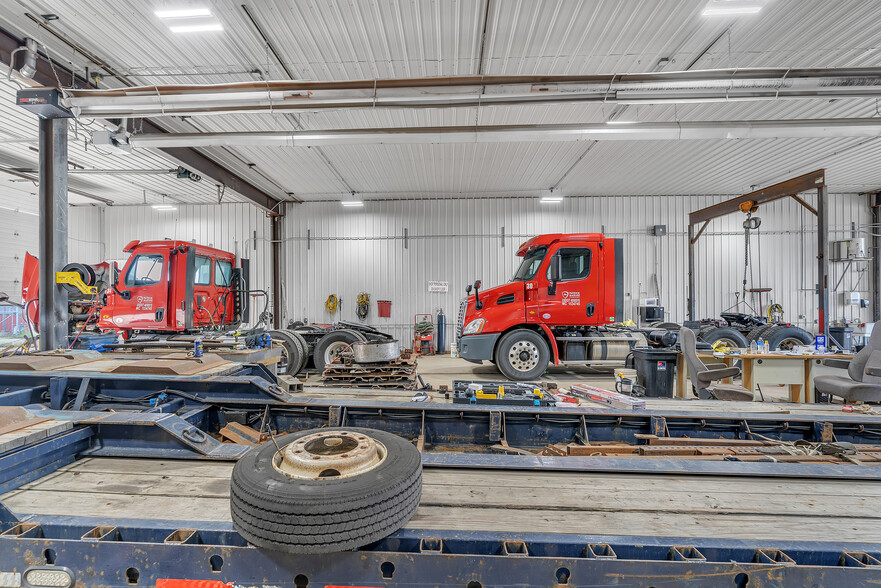 More Photos Of , Elkhart Unknown For Sale