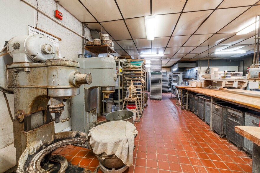 More Photos Of 1245-1251 Chalkstone Ave, Providence Storefront For Sale