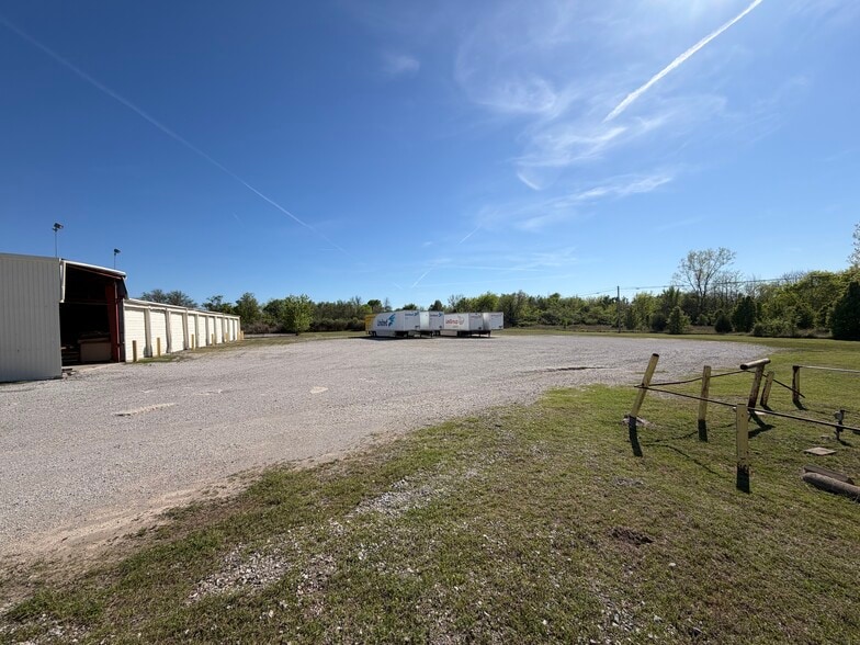 More Photos Of 3248 N Sheridan Rd, Tulsa Warehouse For Sale