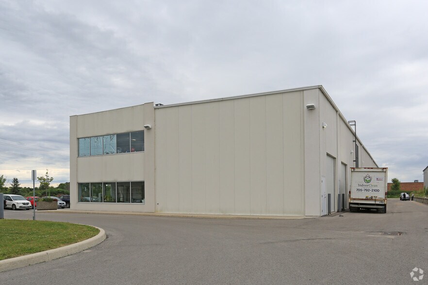 More Photos Of 353-359 Saunders Rd, Barrie Light Distribution For Sale