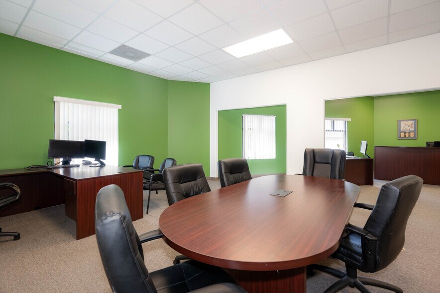 More Photos Of 3901 Mary Eliza Trce NW, Marietta Medical For Lease