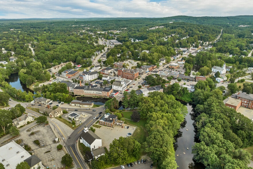 More Photos Of 15 Mont Vernon St, Milford Freestanding For Sale