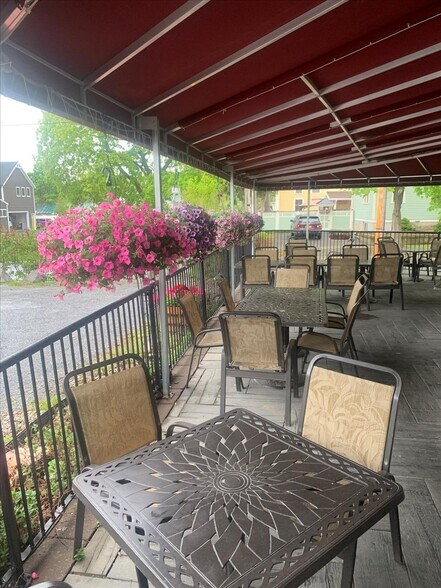 More Photos Of 108-114 Congress St, Saratoga Springs Restaurant For Sale