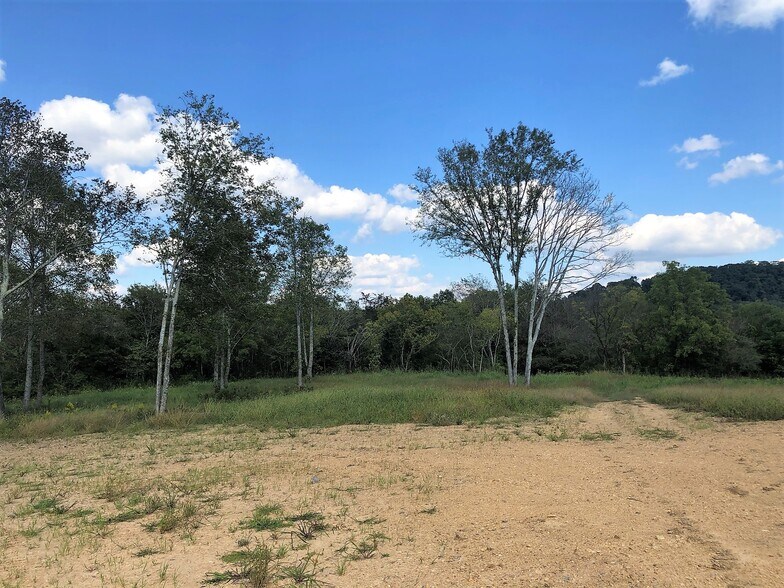 More Photos Of 1037 Fairview Blvd, Fairview Land For Sale