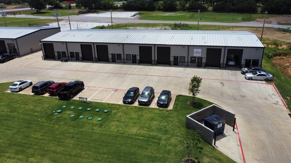 More Photos Of 6815 Rendon Bloodworth Rd, Fort Worth Unknown For Lease