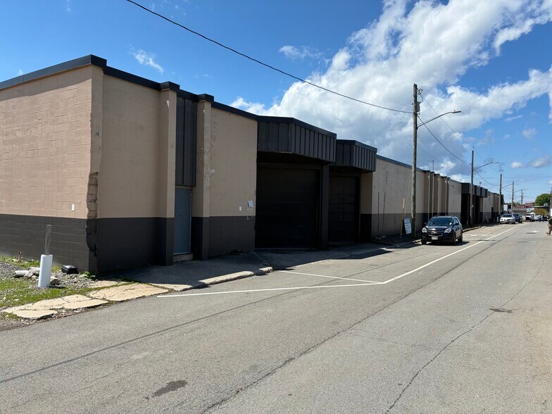 More Photos Of 248 N Union St, Rochester Warehouse For Lease
