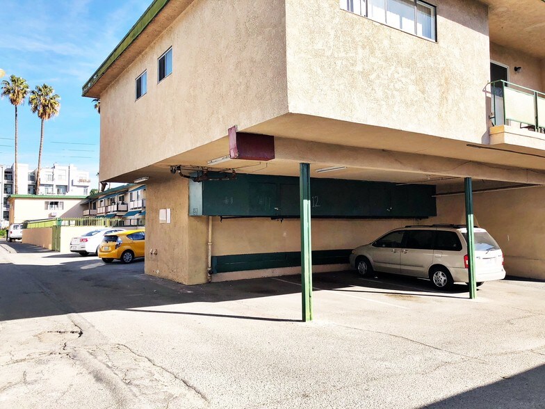 More Photos Of 11940 Burbank Blvd, Valley Village Apartments For Sale