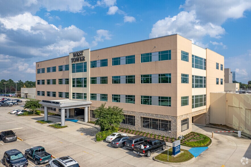 Primary Photo Of 22999 Highway 59 N, Kingwood Medical For Lease