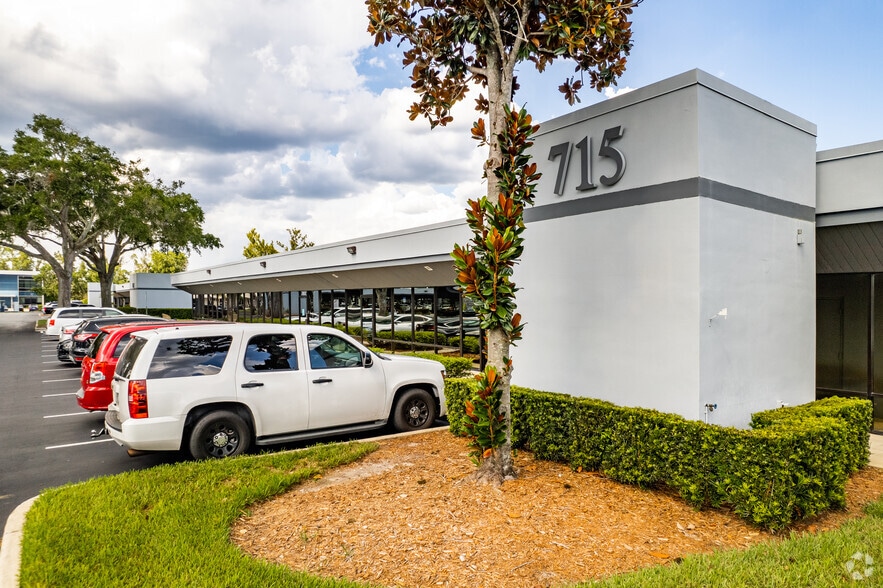 More Photos Of 705 W State Road 434, Longwood Unknown For Lease